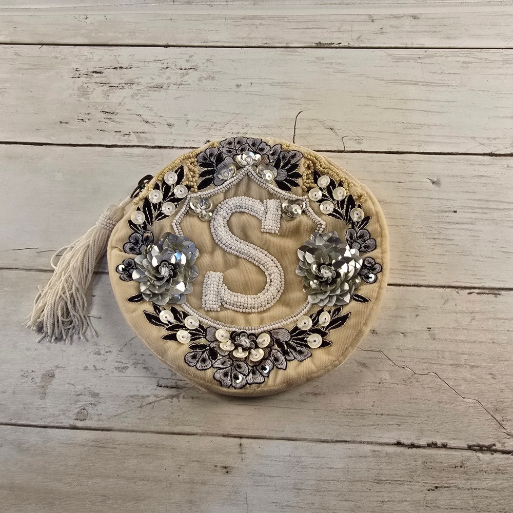 Anna Harlow x Anthropologie Initial S Beaded Velvet Round Coin Purse Beige